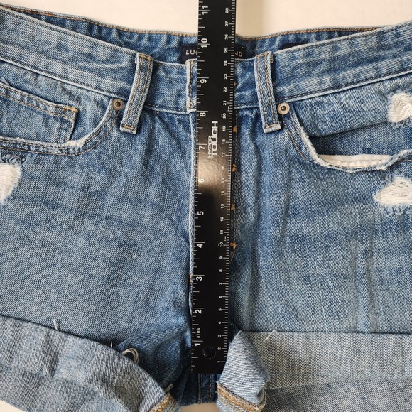 Lucky Brand Boyfriend Shorts Womens 6/28 Blue Distressed Button Fly Cuffed Denim - Picture 6 of 8